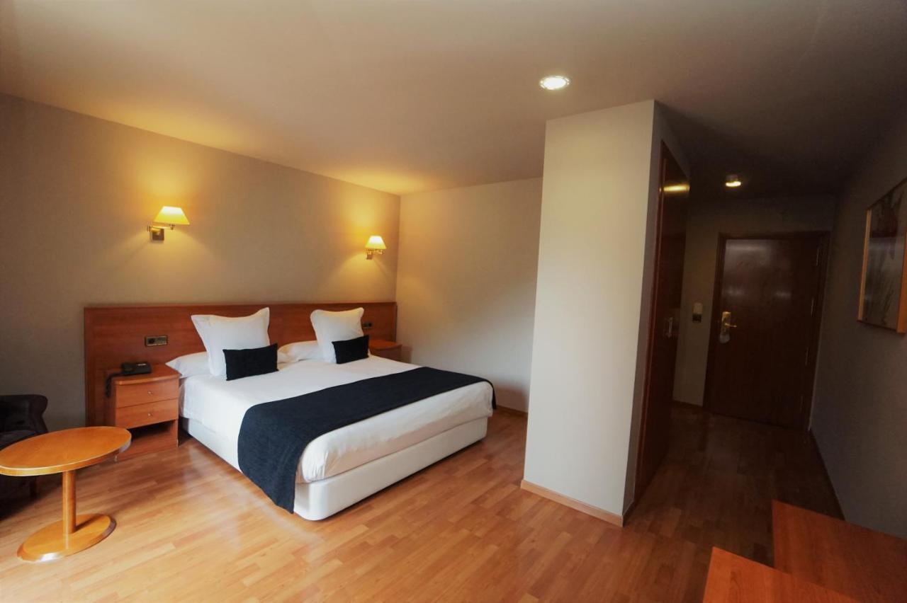 אל סראט Hotel & Spa Niunit מראה חיצוני תמונה