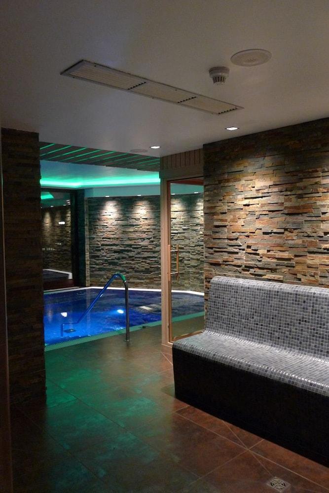אל סראט Hotel & Spa Niunit מראה חיצוני תמונה