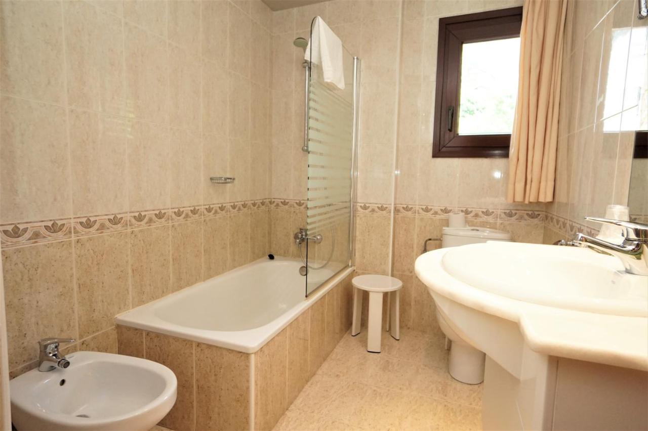 אל סראט Hotel & Spa Niunit מראה חיצוני תמונה