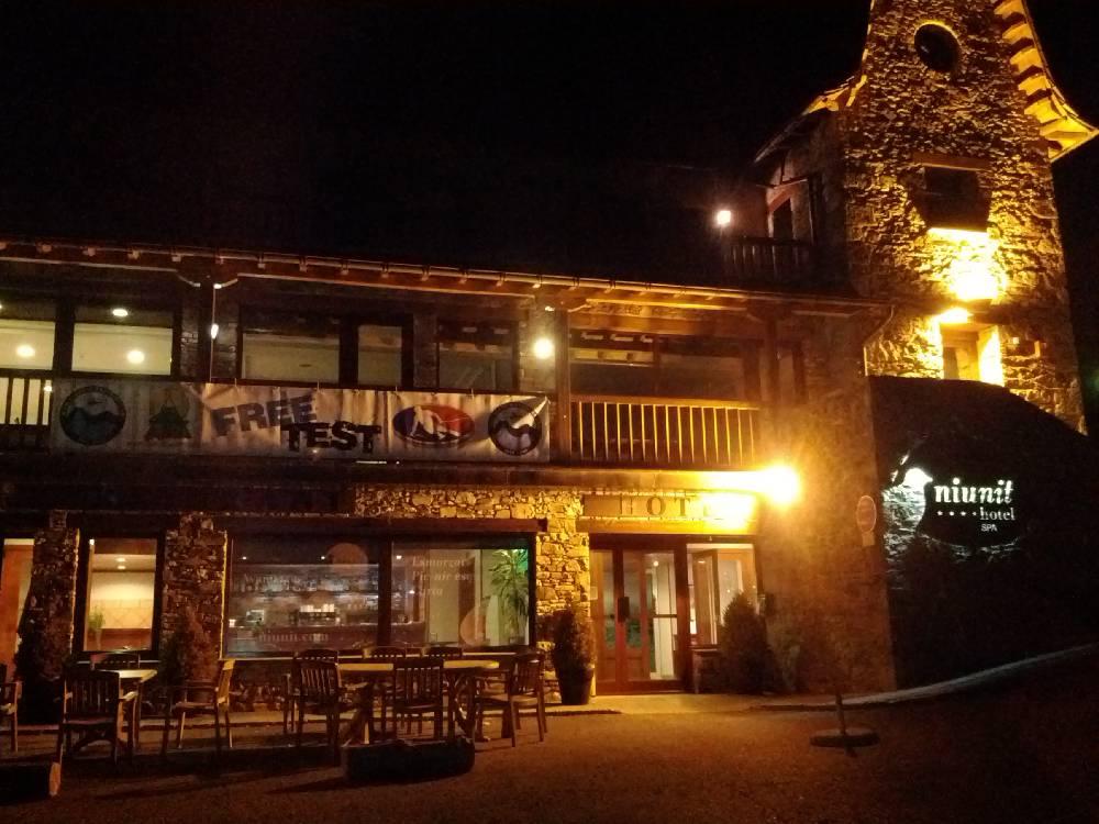 אל סראט Hotel & Spa Niunit מראה חיצוני תמונה