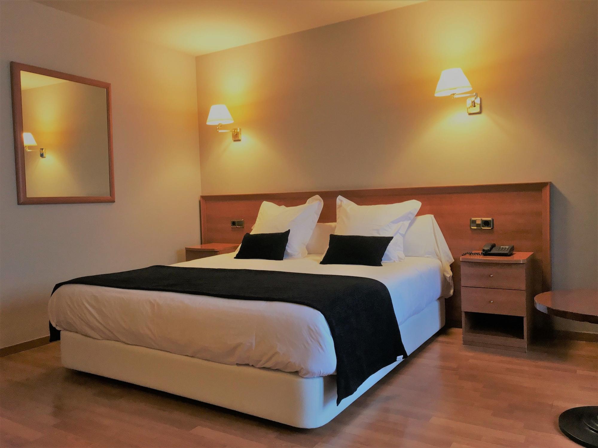 אל סראט Hotel & Spa Niunit מראה חיצוני תמונה