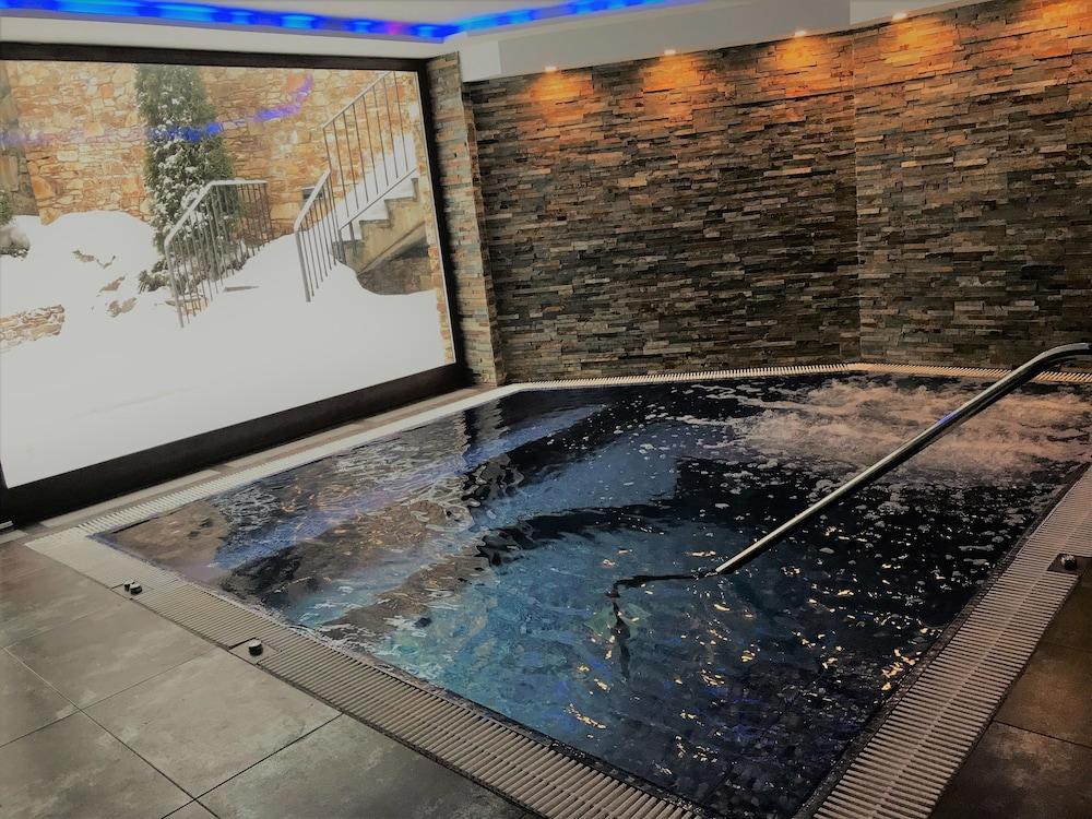 אל סראט Hotel & Spa Niunit מראה חיצוני תמונה