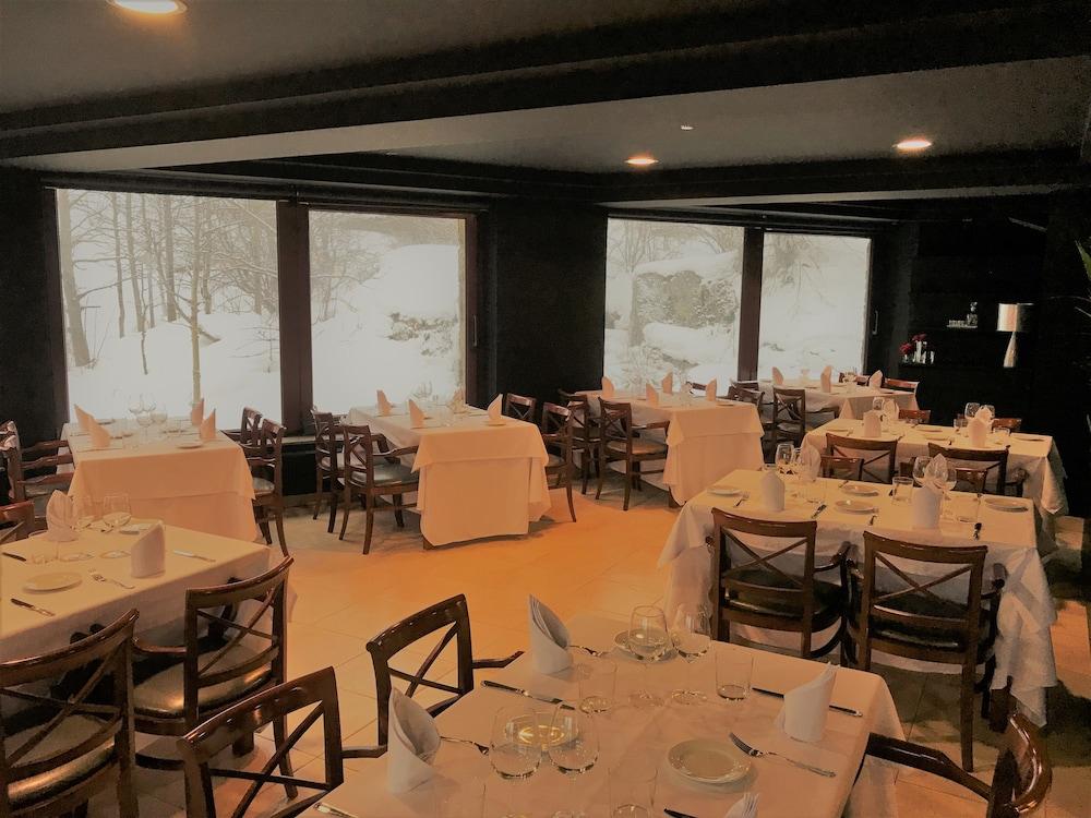 אל סראט Hotel & Spa Niunit מראה חיצוני תמונה